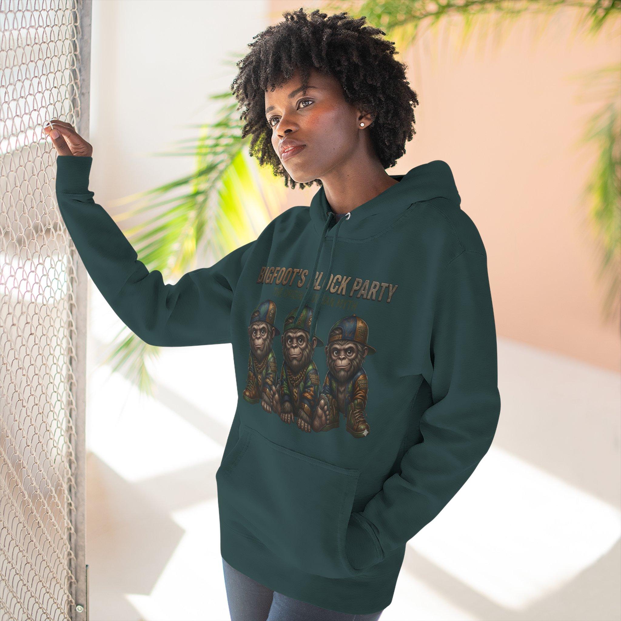 Bigfoot's Block Party Hoodie — Three Baby Sasquatch Crew Fleece Pullover 22 Bigfoot's Block Party Hoodie — Three Baby Sasquatch Crew Fleece Pullover - Imagen 22