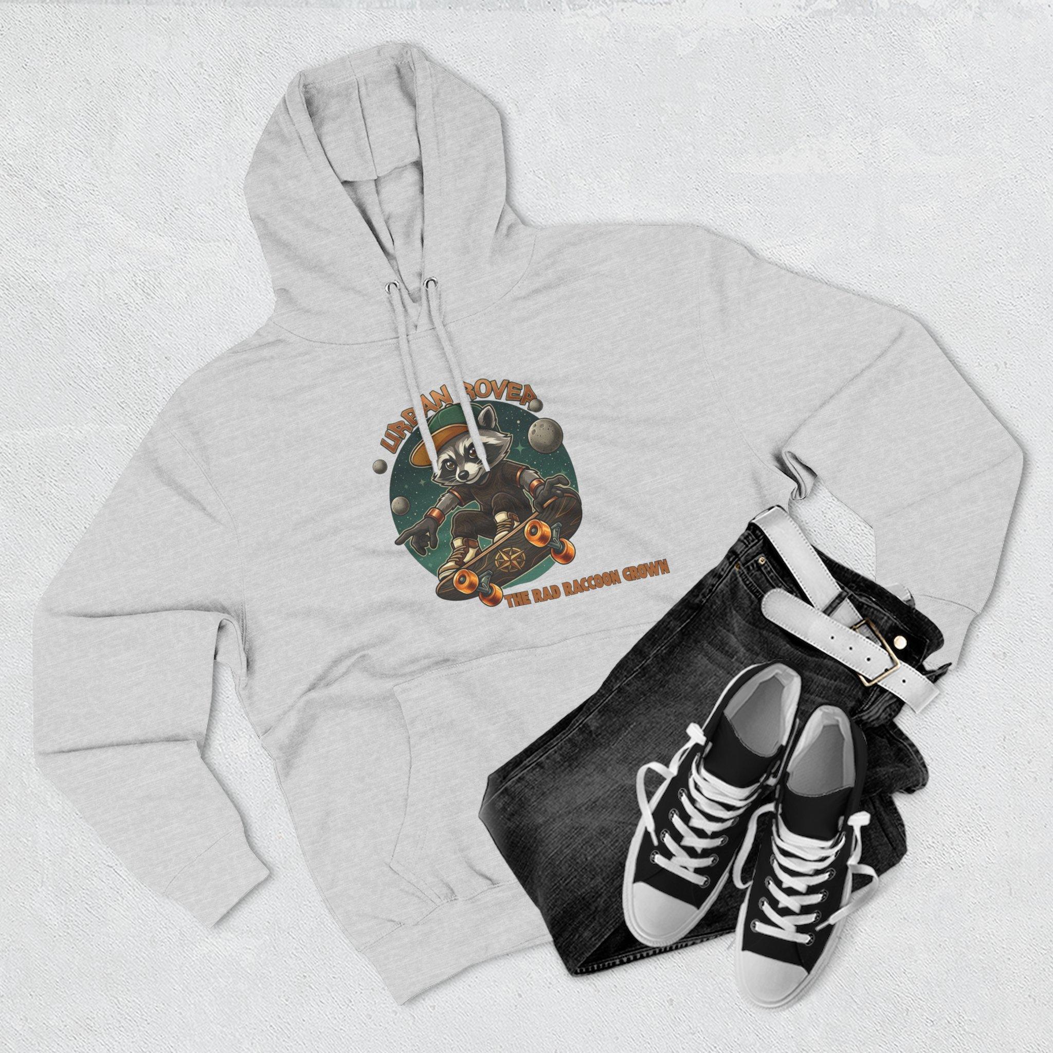 Raccoon Space Hoodie — "I Need Oxygen" Retro Astronaut Graphic 15 Raccoon Space Hoodie — "I Need Oxygen" Retro Astronaut Graphic - Imagen 15