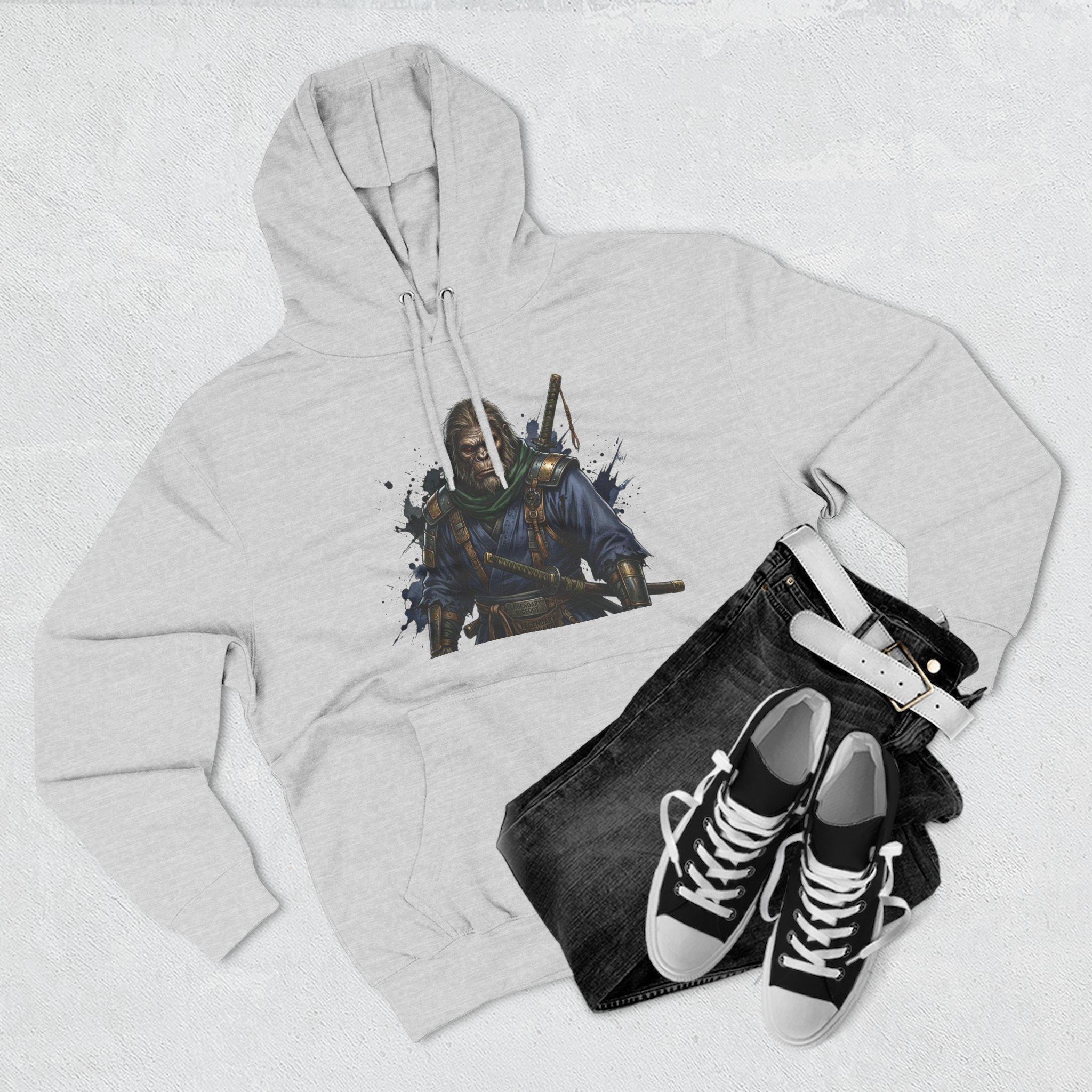 Samurai Warrior Fleece Hoodie — Three-Panel Graphic Pullover with Swords 8 Samurai Warrior Fleece Hoodie — Three-Panel Graphic Pullover with Swords - Imagen 8