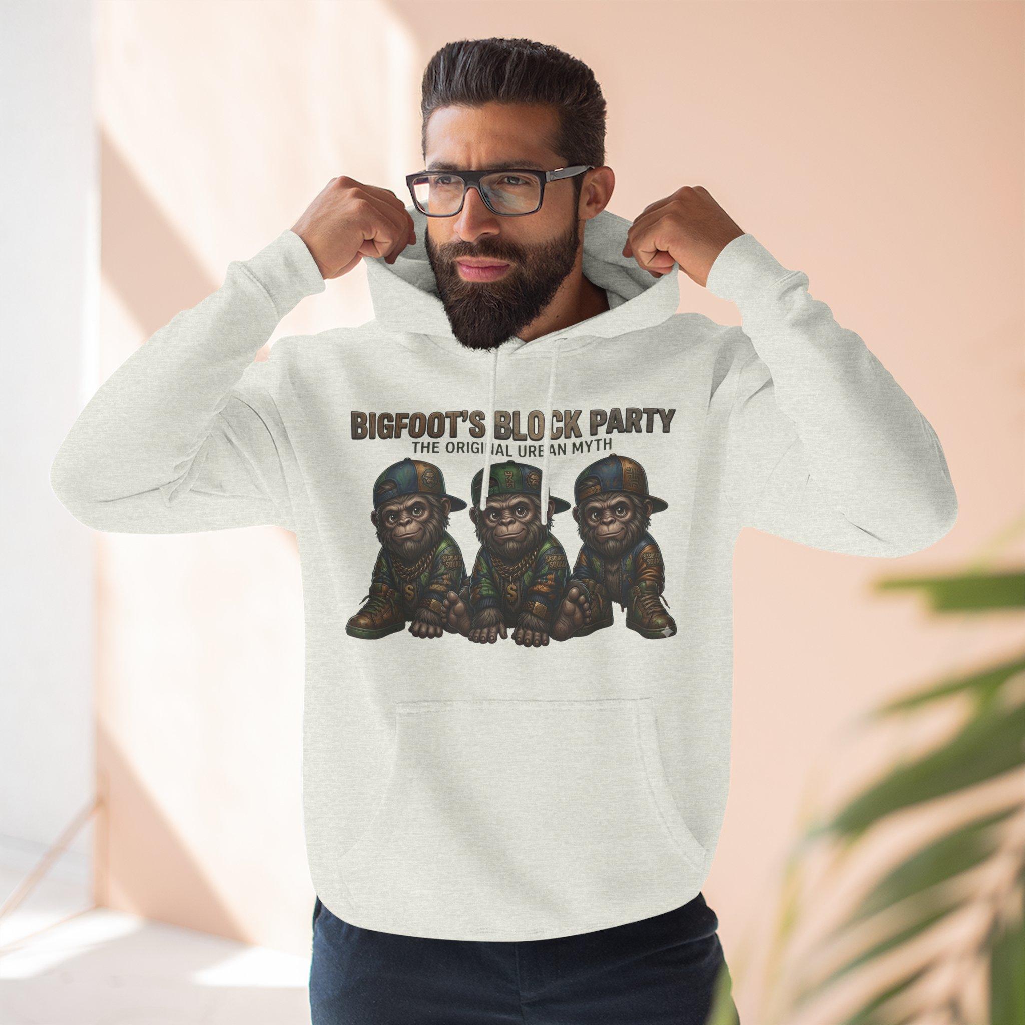 Bigfoot's Block Party Hoodie — Three Baby Sasquatch Crew Fleece Pullover 12 Bigfoot's Block Party Hoodie — Three Baby Sasquatch Crew Fleece Pullover - Imagen 12