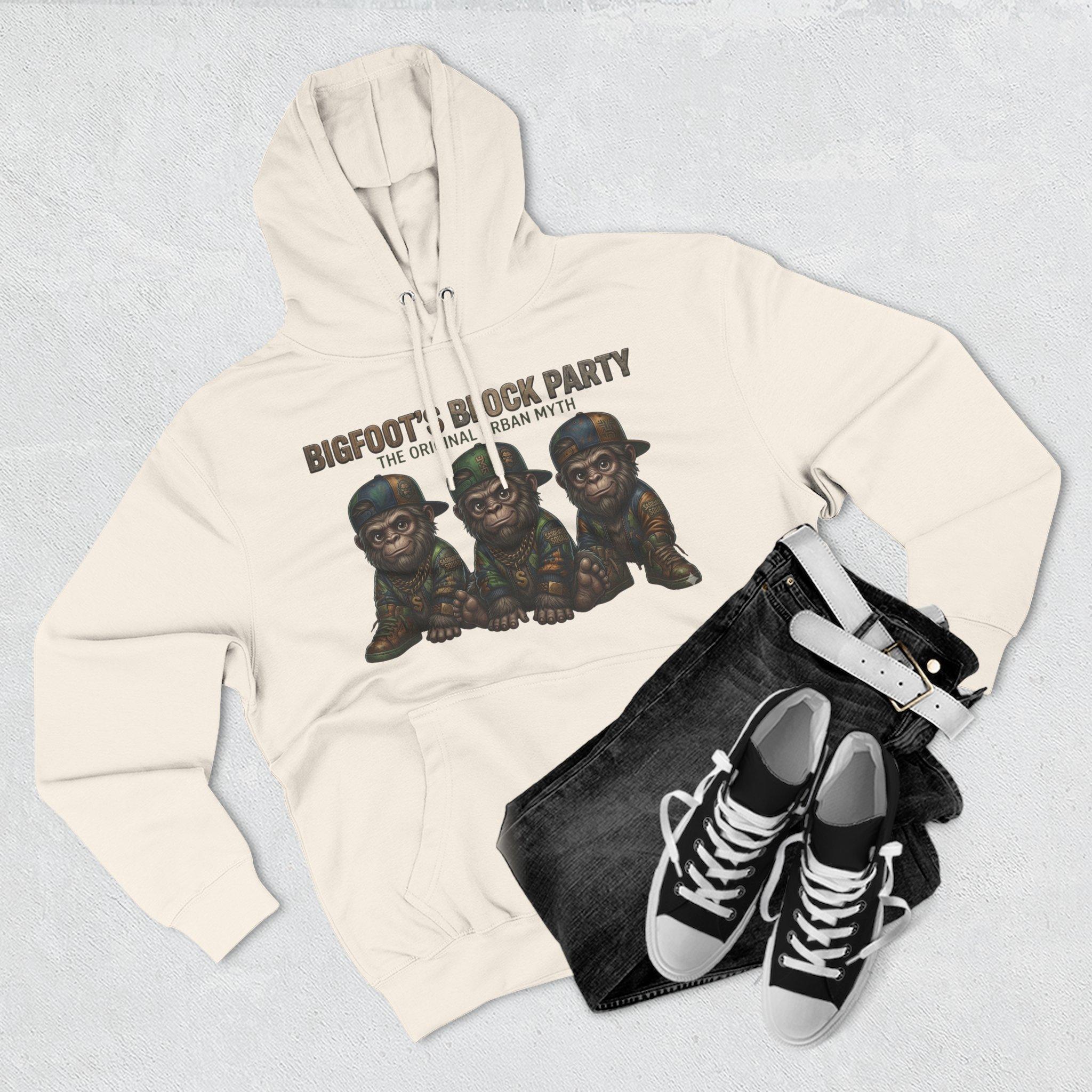 Bigfoot's Block Party Hoodie — Three Baby Sasquatch Crew Fleece Pullover 28 Bigfoot's Block Party Hoodie — Three Baby Sasquatch Crew Fleece Pullover - Imagen 28