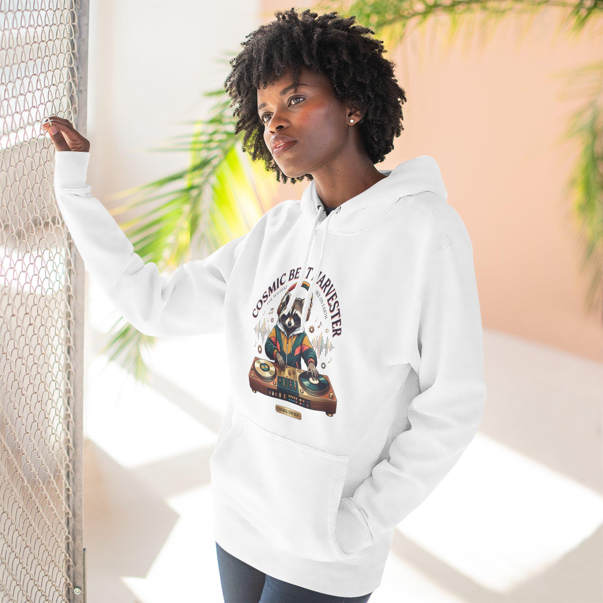 DJ Raccoon 'Cosmic Beat Harvester' Fleece Hoodie — Graphic Music Lover Pullover 7 DJ Raccoon 'Cosmic Beat Harvester' Fleece Hoodie — Graphic Music Lover Pullover - Imagen 7